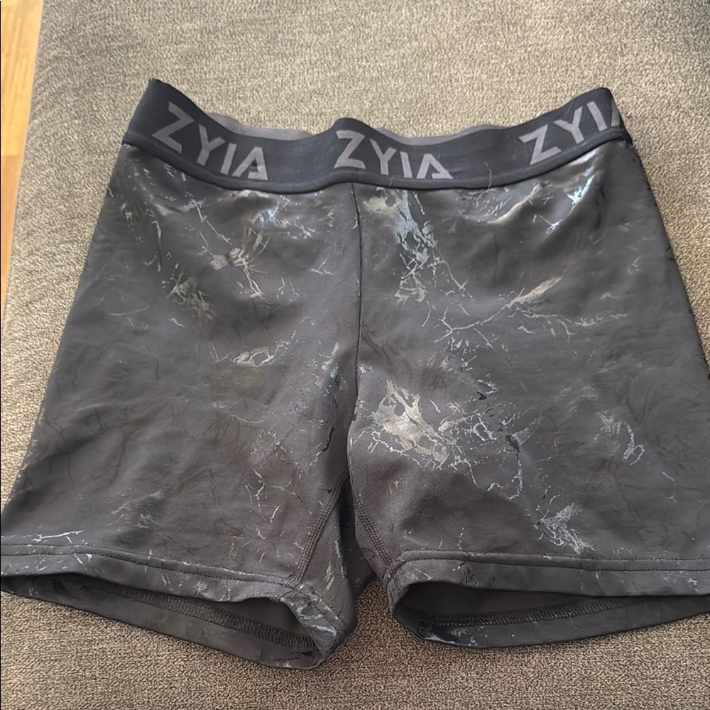 Zyia active wear shorts